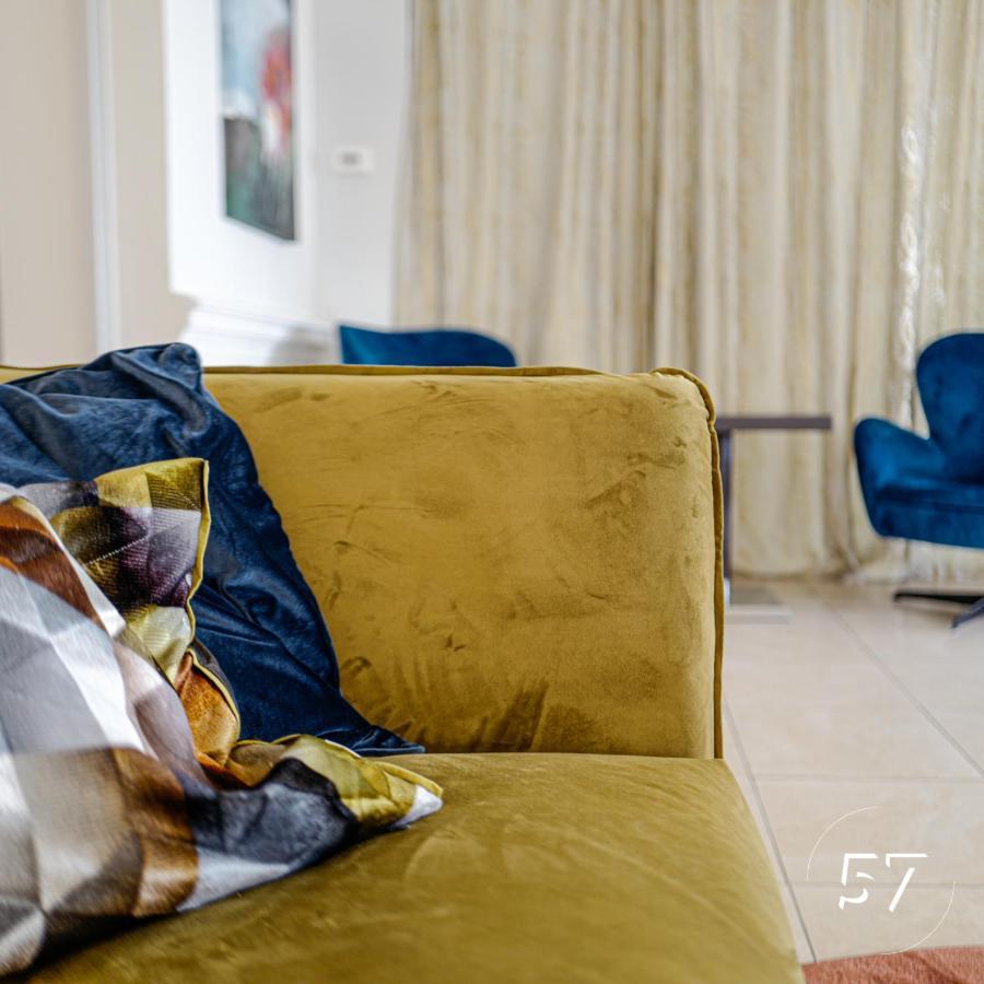 Hotel Regina Elena 57 & Oro Bianco Spa Rimini Buitenkant foto