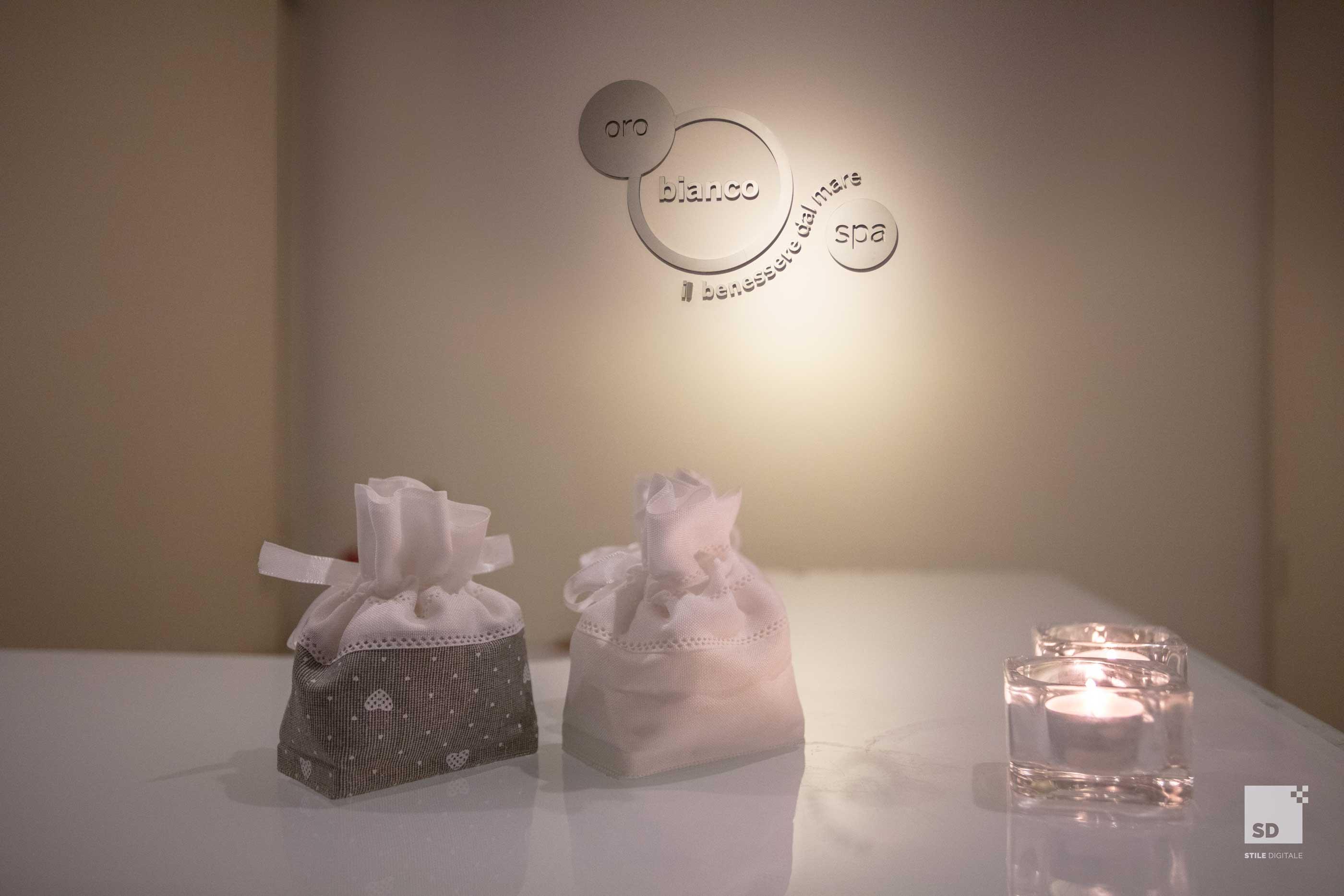 Hotel Regina Elena 57 & Oro Bianco Spa Rimini Buitenkant foto
