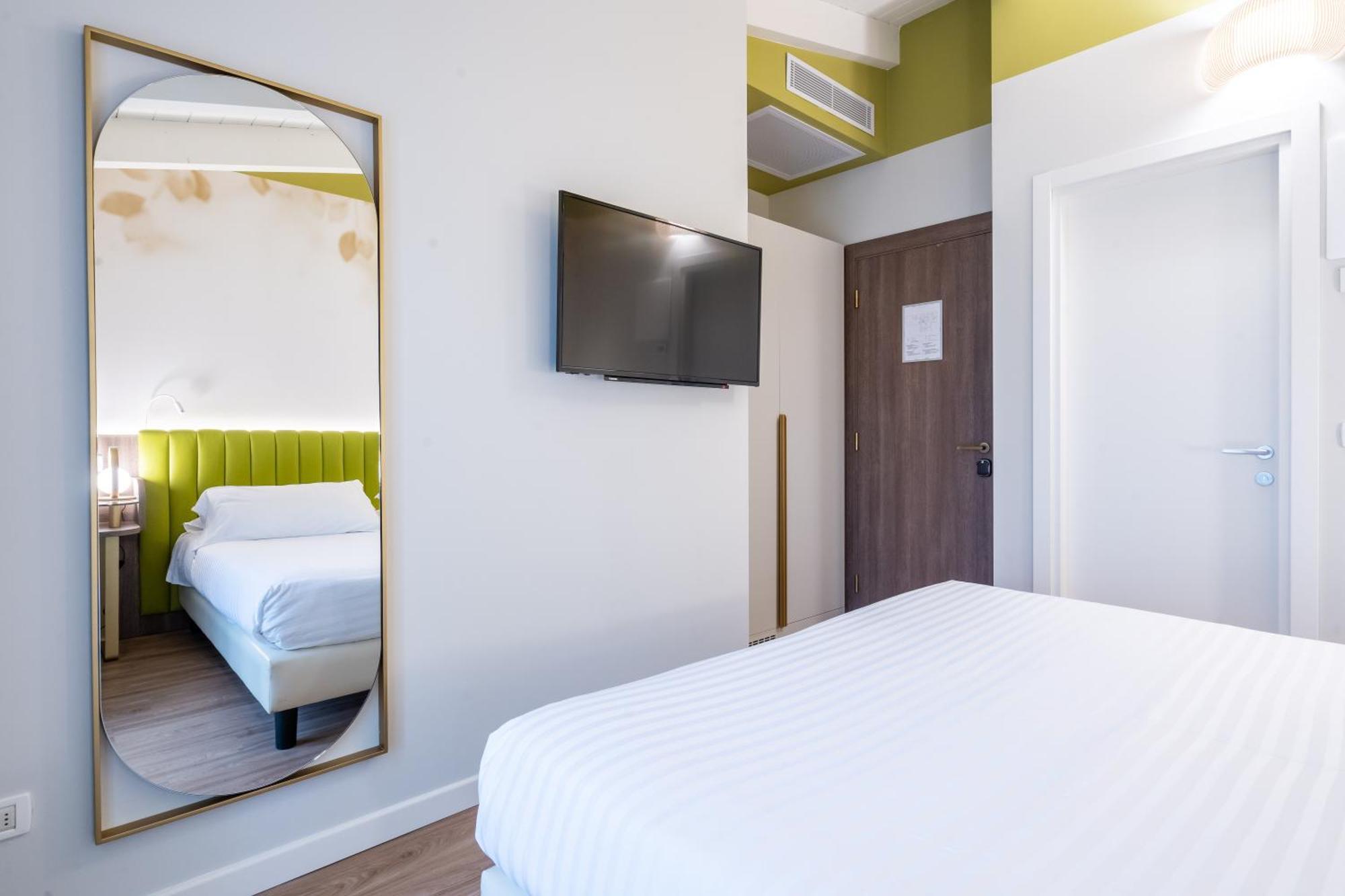 Hotel Regina Elena 57 & Oro Bianco Spa Rimini Buitenkant foto